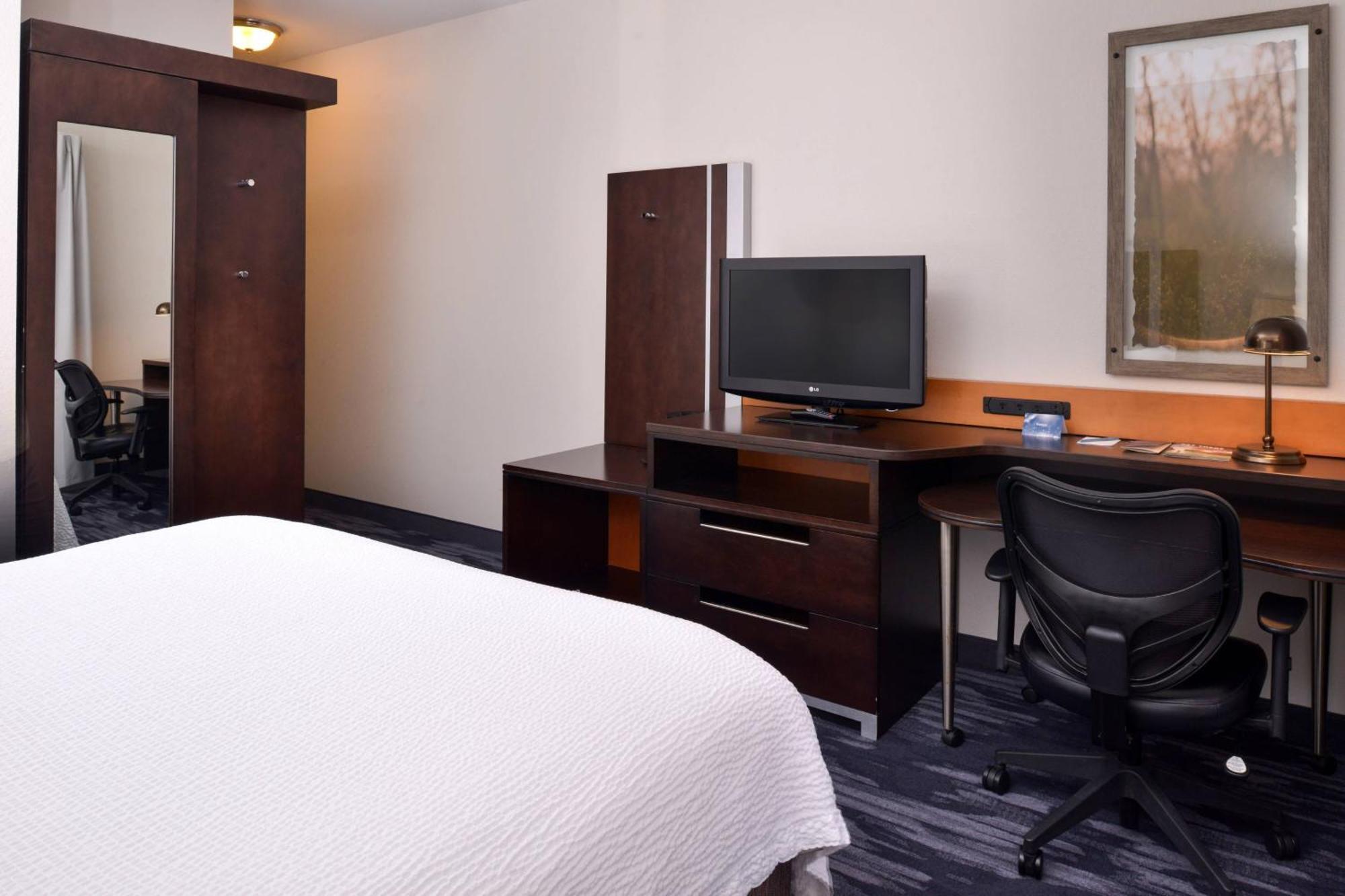 Fairfield Inn & Suites By Marriott סידר רפידס מראה חיצוני תמונה